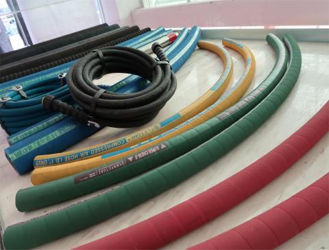 From traditional rubber to EPDM: evolution and advantages of rubber hose materials